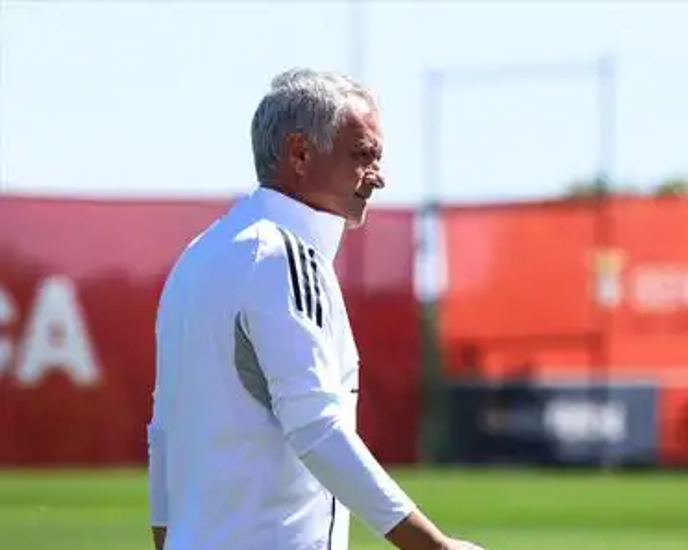 皇家马德里关键时刻绝杀压哨风云突变罗马加时末段外线爆发，皇家马德里围绕葡超队长鼓劲直接炸裂的简单介绍