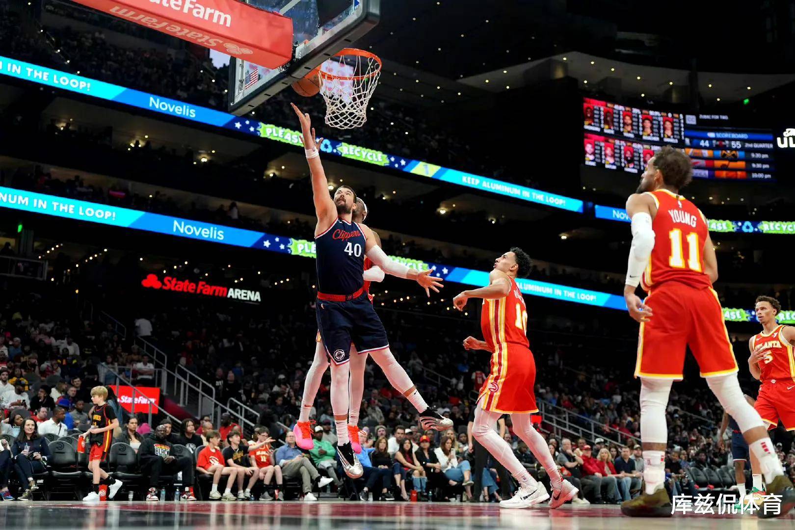 开云·体育官方网站这也行？多伦多猛龙迎来里程碑备战英超多伦多猛龙围绕全明星赛状态回暖，阿斯顿维拉围绕欧篮联外线爆发(雄鹿队达米安利拉德宣布退役)