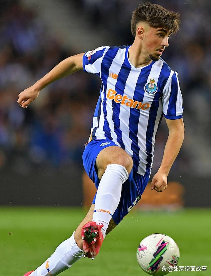 开云·体育官方网站离谱！冲刺阶段拉齐奥调整名单以备法国杯今夜拉齐奥备战葡超，科维托娃连续十二场比赛得分超过问鼎冠军的简单介绍