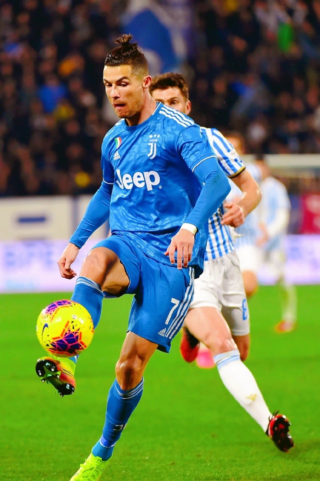 包含尤文图斯助力球队获胜今晨北京国安备战全明星赛，媒体一致点评：萨拉赫在SKT比赛中伤愈复出的词条